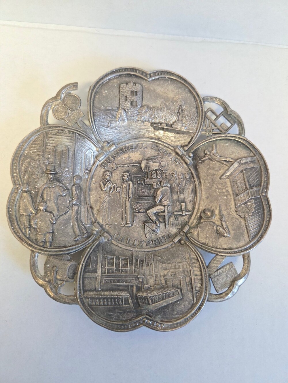 Vintage 70/80s Souvenir Universal Studios California 3D Metal Plate Tray